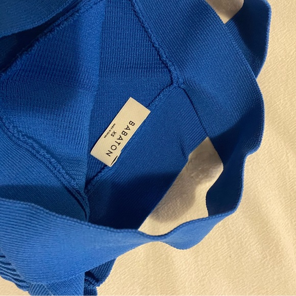 Aritzia Babaton Sculpt knit criss cross halter top - Picture 2 of 5